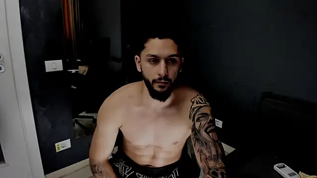 TroyWadee webcam