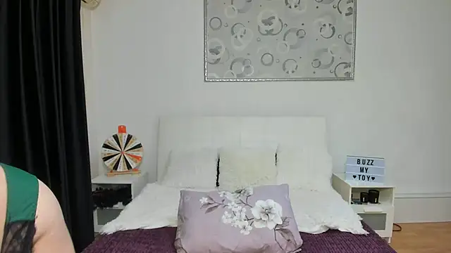 ValerieMeadows webcam