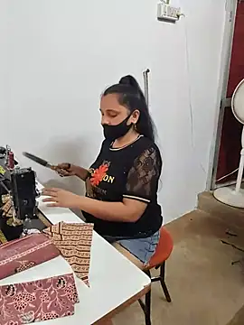 Lusty_mussty webcam