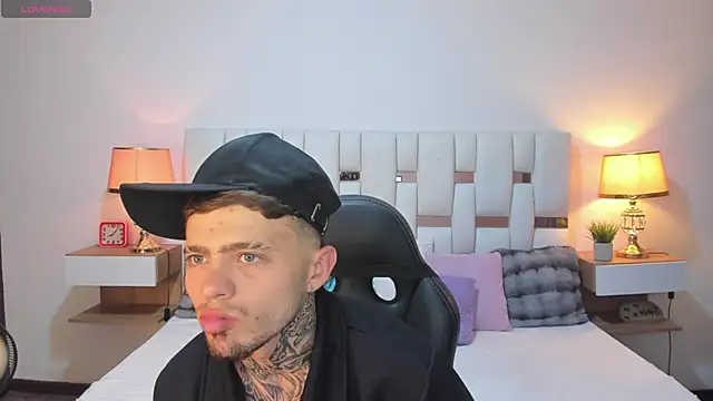 Zeus_damian21 webcam