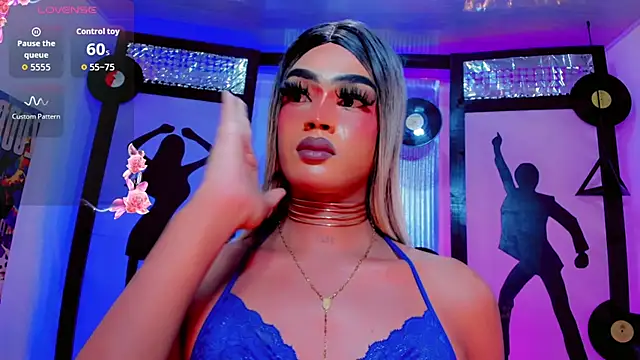 kiara_gomez__ webcam