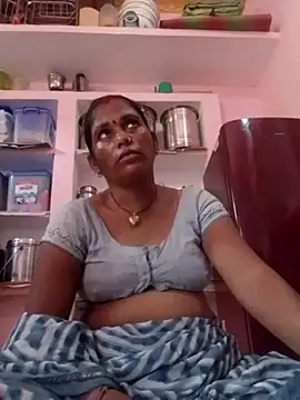 Rakhihot35