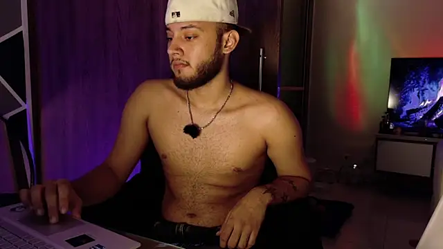 Ryan_Miller111 webcam