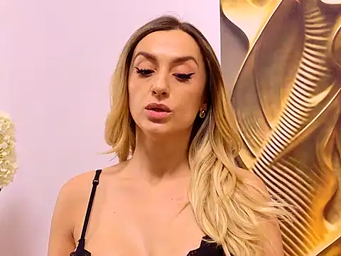 AjlaAdora webcam