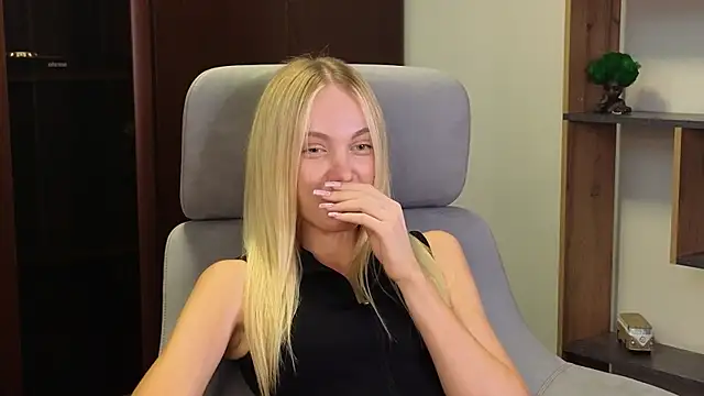 MarietteSolina webcam