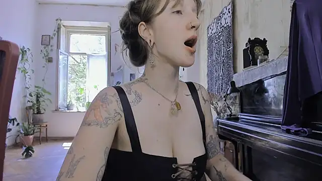 Miranda2_0 webcam