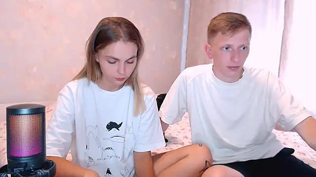 juliaanddima webcam