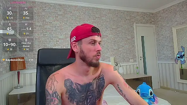 JonahShaw live cam on StripChat