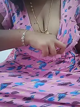 Kalaitamil01 live cam on StripChat