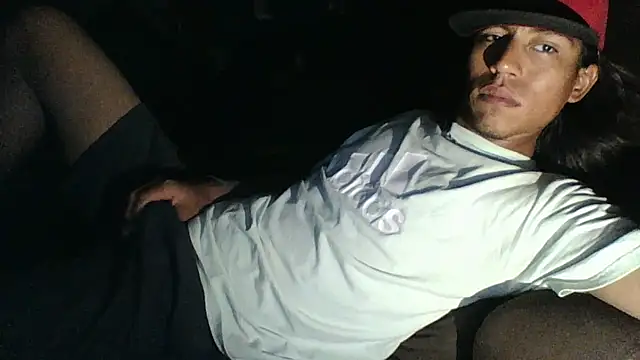 AlexAlejandro13 live sex cam