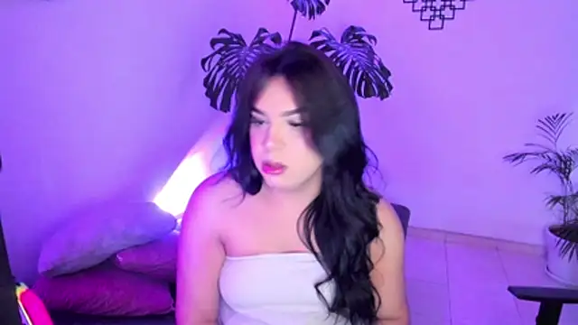 linda_zaam83866 webcam