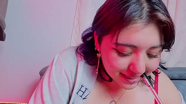 Blueberry_gothic webcam