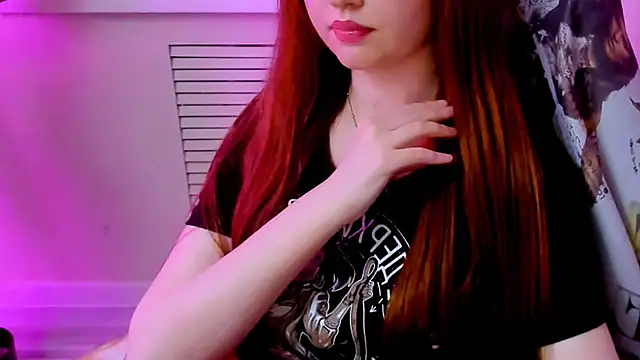 CarolGiggly webcam