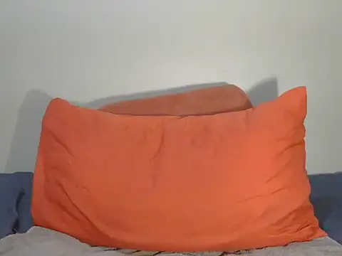 LICKABLETASH98 webcam