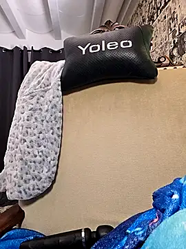 kylie_blck (F young) - Spank Ass+1SurpriseVideo