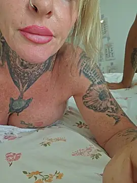 MommyBlairVIP live sex cam