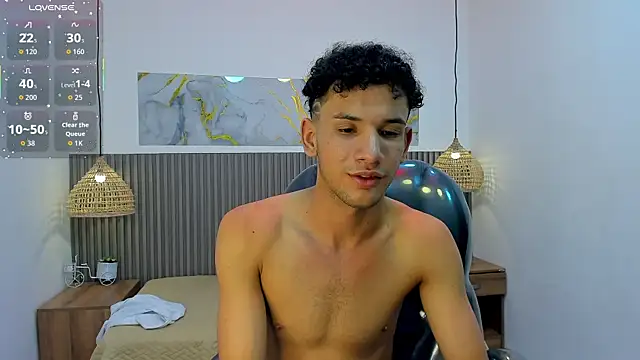 jdwhite18 (M twink) - hard cock