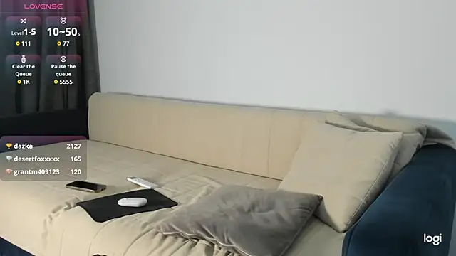 AmelinaLove webcam
