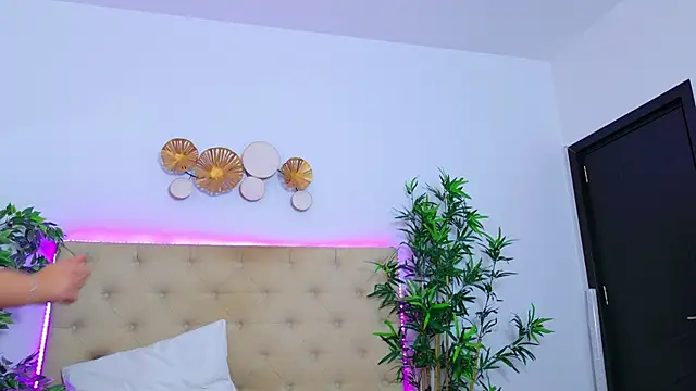 TemptingLuna_ webcam