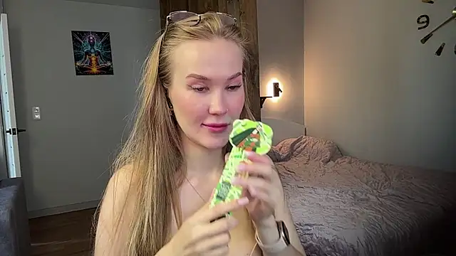 LustfulDiana live cam on StripChat
