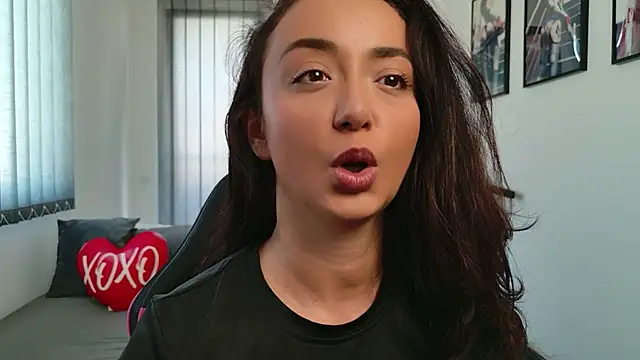 LilithBlaze_ webcam