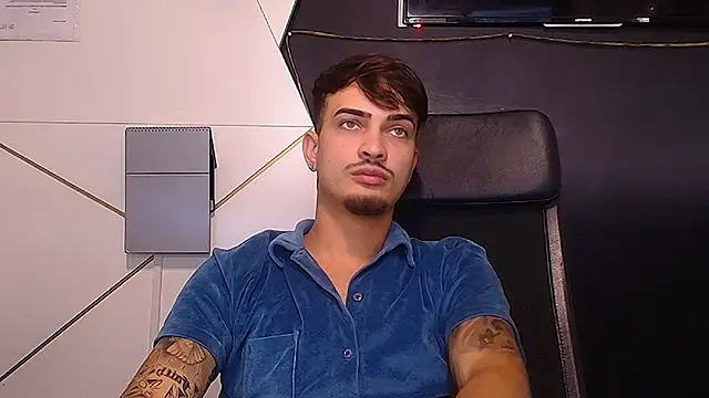 BrandonTate webcam