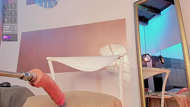 BritannyClaire webcam