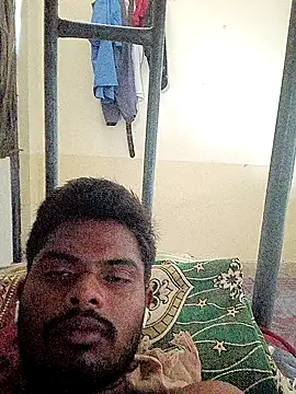 Anji8639 webcam