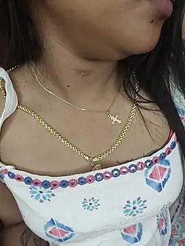 Tamil__Thara003 webcam