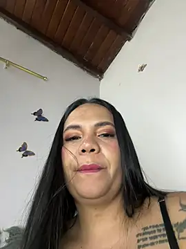 NoahJade webcam