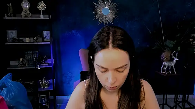 OliviaWeles webcam