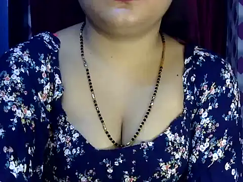 lusty_kalpna webcam