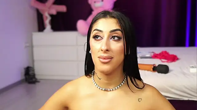 Madam_Diamond webcam