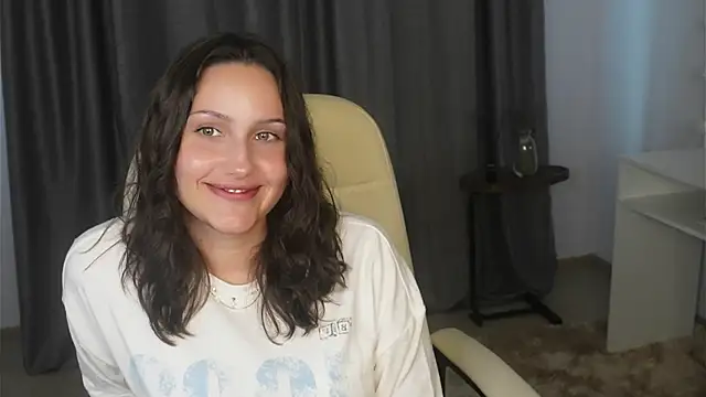 YettaMead webcam