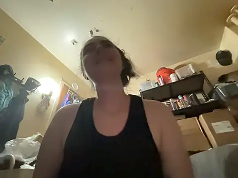 Snowbunnycake_131 webcam