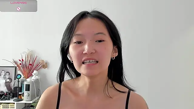 ailey_chao webcam