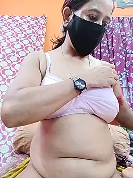 Hotpuja25 webcam