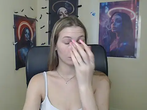 StrangerGi webcam