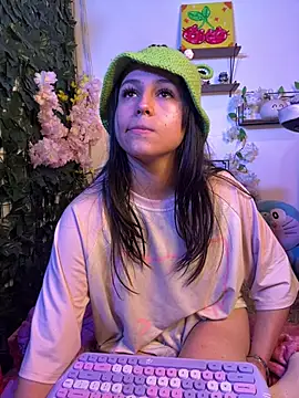 Eymmy_24 live cam
