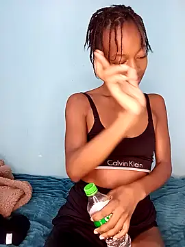 SexyPetite_22 webcam