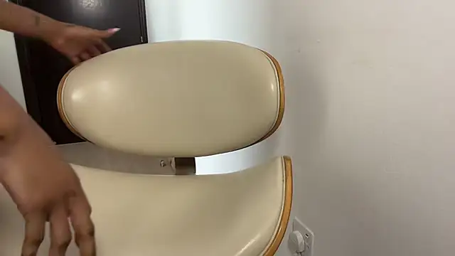 Lunatemptation3 webcam