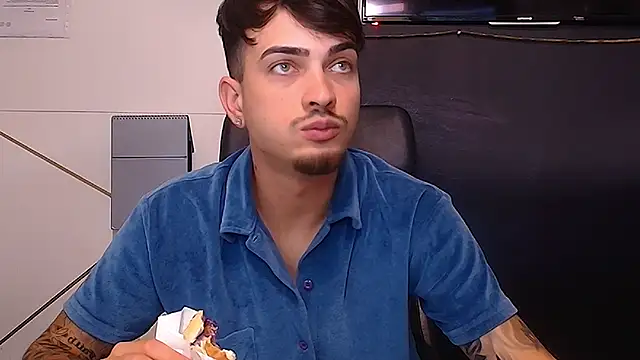 BrandonTate webcam