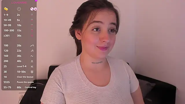 Sabrina_Lennox webcam