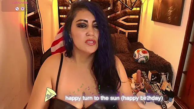 scarleth_blue webcam