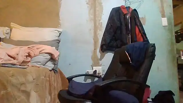 Nicky52 webcam