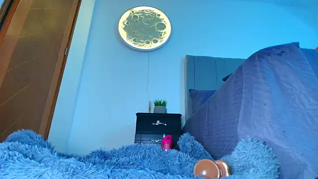 shanell-hott webcam