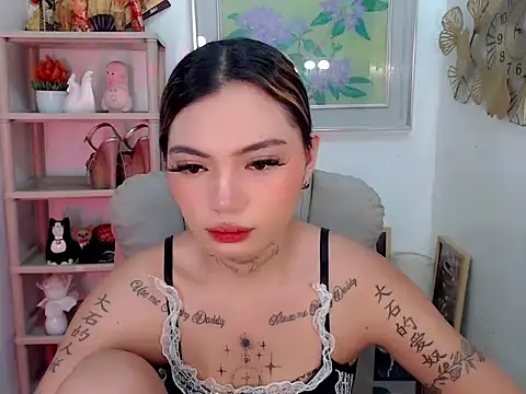 JasmineHiller webcam