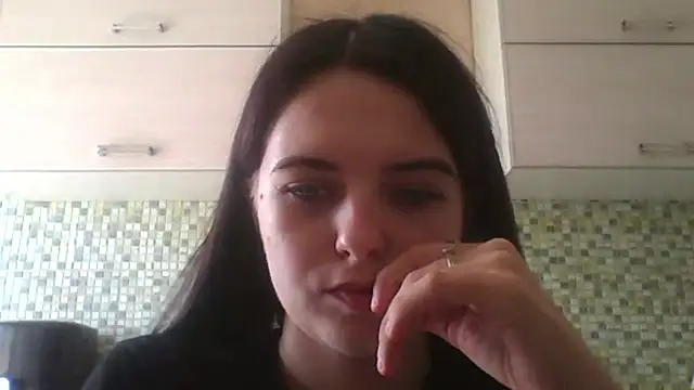 KikiAmino webcam
