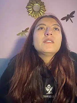 EveGreyson_Pink webcam