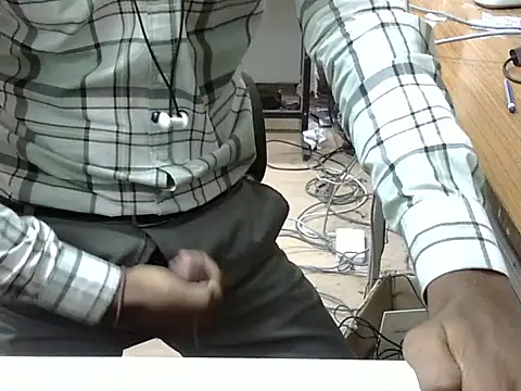 Aman79743 webcam